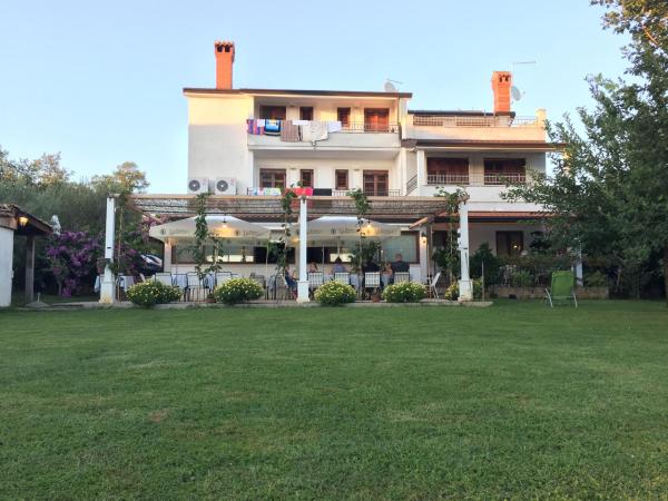 Vera Bed and Breakfast, Book Bed and Breakfast Billige hoteller i Umag Countryside