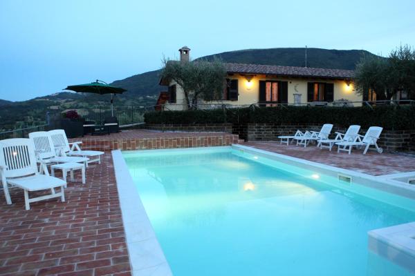 Agriturismo Sole Luna, Book Landbrugsophold Piano Delle Pieve Umbrien