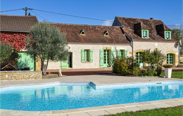 Stunning Home In La Force, Book Feriehus Sommerhuse i Aquitaine, Hytte