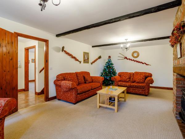 Pantiles Barn - E3866