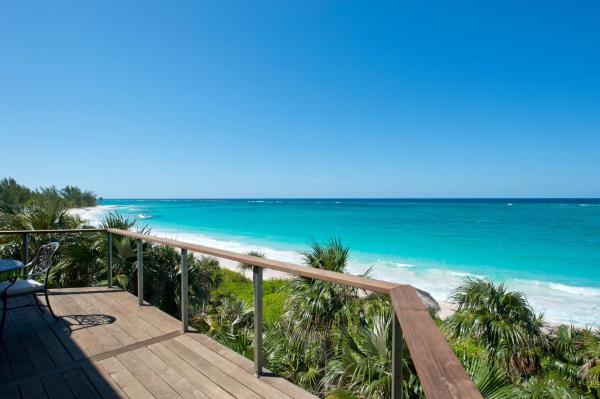 Aqua Villa home, Book Feriehus Hoteller i Bahamas Out Islands med pool, Swimmingpool