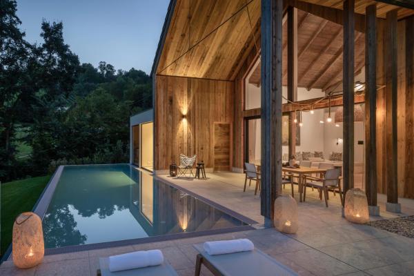 Julianhof Premium Guesthouse & Spa, Book  Styria hoteller med pool, Swimmingpool