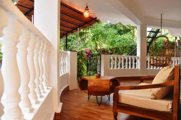 Villa Pont Bleu, Book  Canacona 
