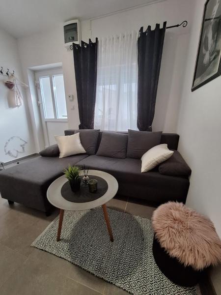 Studio apartmani Louis i Lola, Book Lejlighed Zagreb hoteller med parkering, Parkering