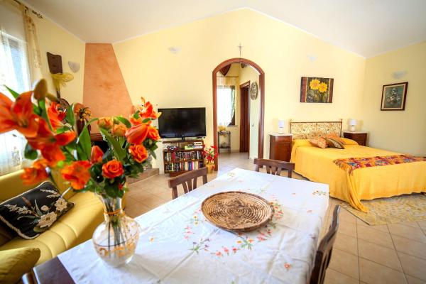Villa Ottavio - SHARDANAPARTMENTS, Book Lejlighed Hoteller i Costa Verde med pool, Swimmingpool