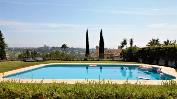 Marbella Villa Sea View 10 Bedrooms, Book Villa Hoteller i Costa del Sol med pool, Swimmingpool