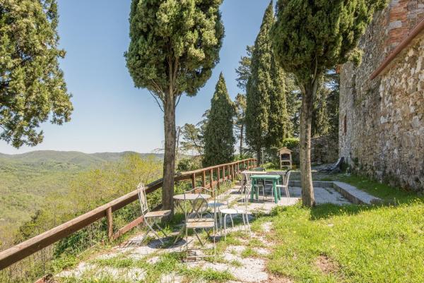 Casale Rosennano - Tinaia, Book Feriehus Chianti hoteller med pool, Swimmingpool