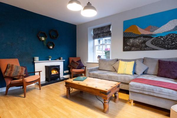 HOLLINS NOOK - Countryside House - Gateway to Lakes National Park, Book Feriehus Burneside Cumbria