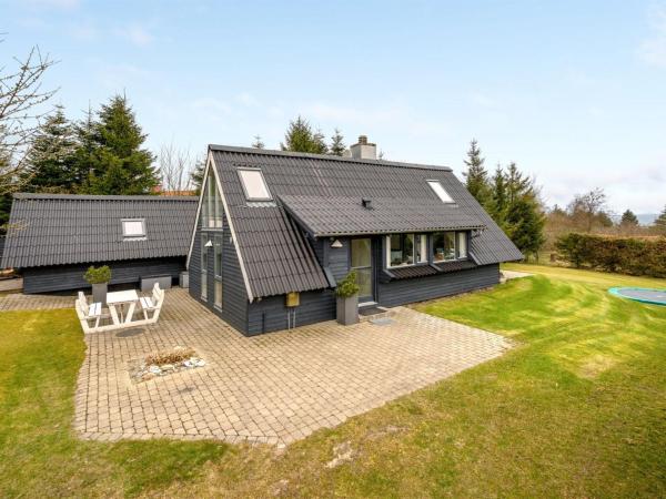 Holiday Home Brunhild - 300m to the fjord by Interhome, Book Feriehus Fur 
