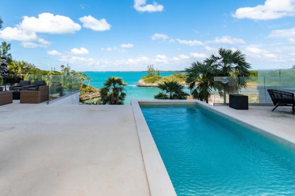 Sky Cove by Eleuthera Vacation Rentals
