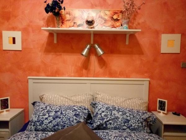 "Private Room" stanza privata with private bathroom - shared kitchen and beautiful terrace on Taormina Center Hostel Taormina, Book Pension Taormina Gæstehuse, Pension