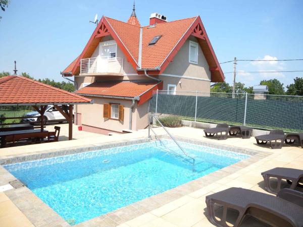 Holiday home in Siofok - Balaton 19917, Book Feriehus Somogyfok Szőllőskert Siófok
