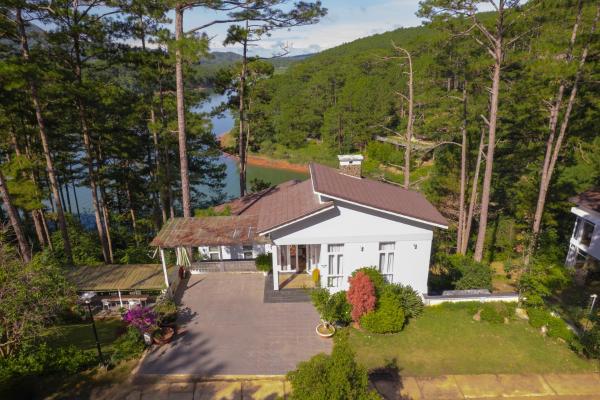 The Dream Villa Best Lake View, Book  Hoteller i Lam Dong med parkering, Parkering
