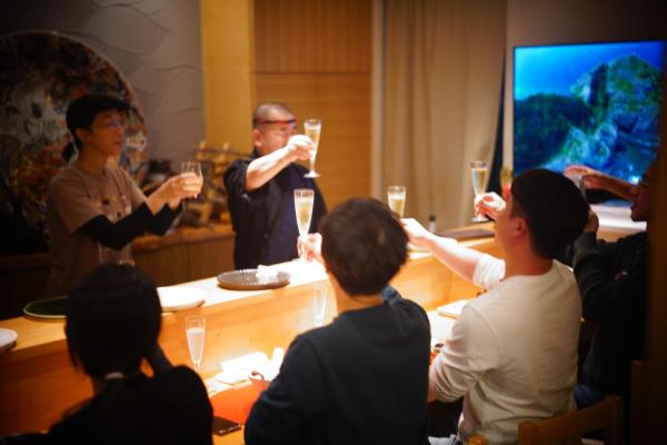 泊まる寿司屋一力 Sushi house, Book Pension Hoteller i Kyushu med parkering, Parkering