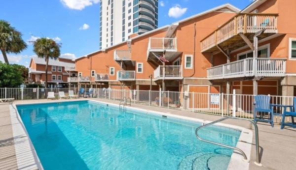 Laguna Bella C4, Book Hotel Alabama hoteller med pool, Swimmingpool