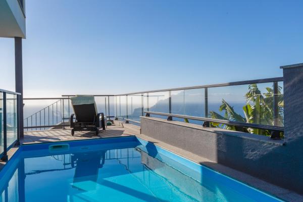 Villa Maciel, Book  Hoteller i Calheta med pool, Swimmingpool