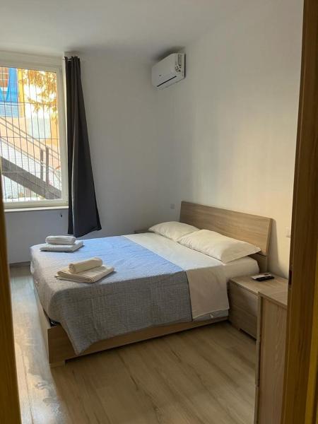 Villa Milano Apt. n. 3, Book  Milano Lombardiet, nær Bignami