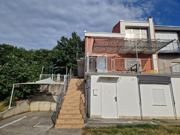 APARTMANI IGERČIĆ, Book  Kvarner hoteller med parkering, Parkering