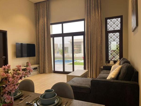 Hawana Salalah Villa with Private Pool CMV30, Book  Dhofar hoteller med pool, Swimmingpool