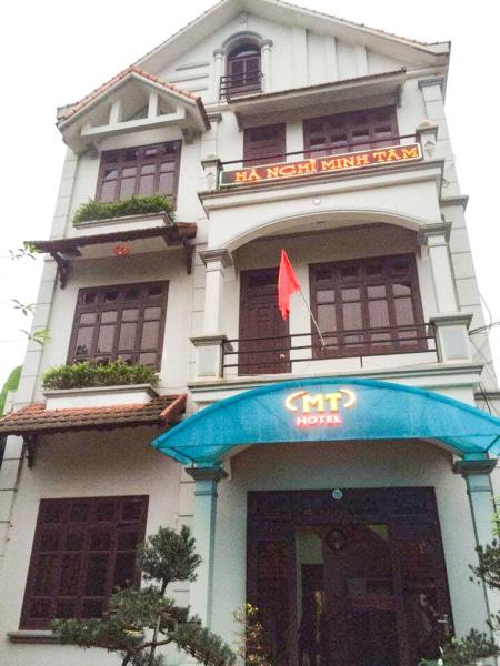 Minh Tâm Hotel, Book  Hoteller i Vinh Phuc med parkering, Parkering
