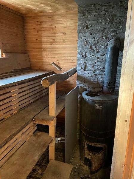 JUST Lodges, Book  Orissaare 