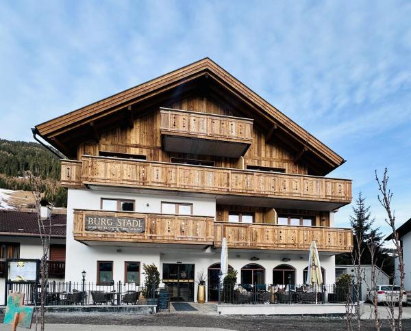 Burgstadl Aparthotel & Restaurant, Book  SPA-hoteller i Tyrol, SPA