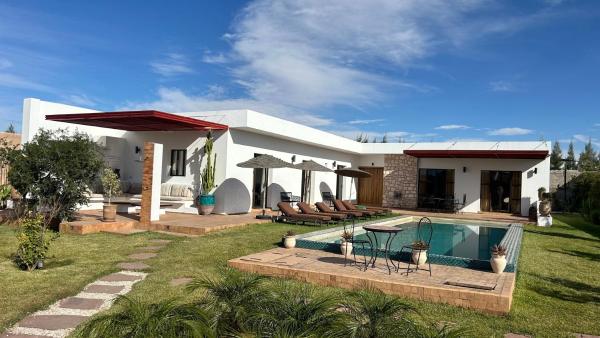 Villa Ehzzara piscine chauffée, Book  Marrakech-Tensift-Haouz hoteller med pool, Swimmingpool