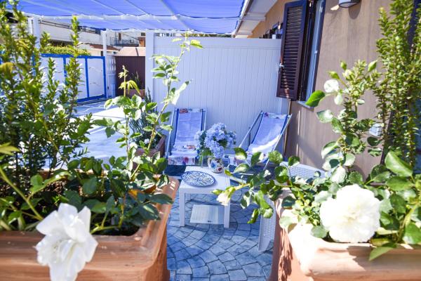 La Laura di Paestum - case vacanze, Book  Hoteller i Cilento Coast med parkering, Parkering