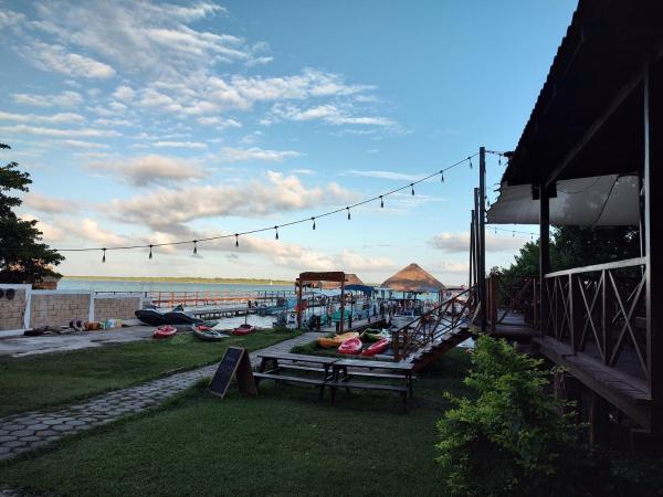 Papitos Bacalar Hotel and Marina, Book  Bacalar 
