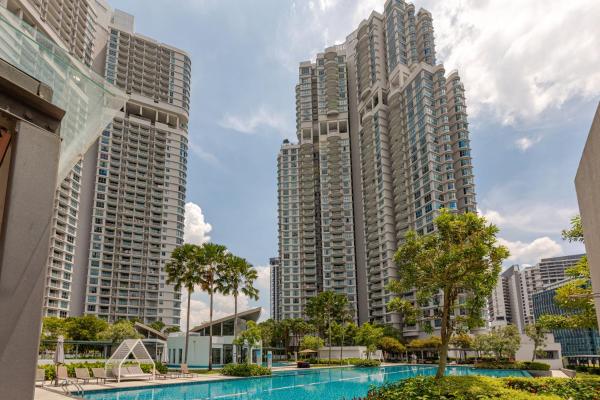 Hostahome Suite at Teega near Legoland, Book  Hoteller i Johor med parkering, Parkering