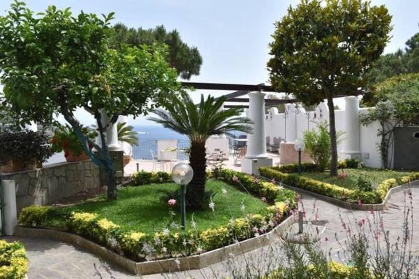 Casa Alfonso, Ischia, Book  Ischia Ischia