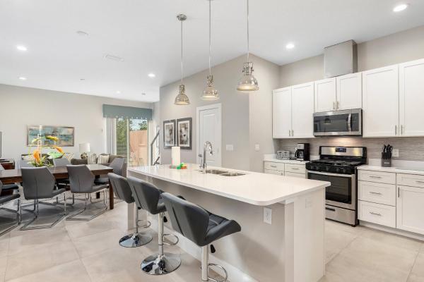Fantastic 4 beds Villa 5 min to Disney, Book  Celebration 
