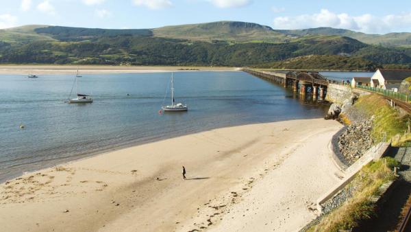 92 Barmouth Bay Holiday Park, Book Ferielandsby Gwynedd SPA hoteller, SPA