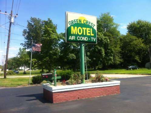 Green Crest Motel