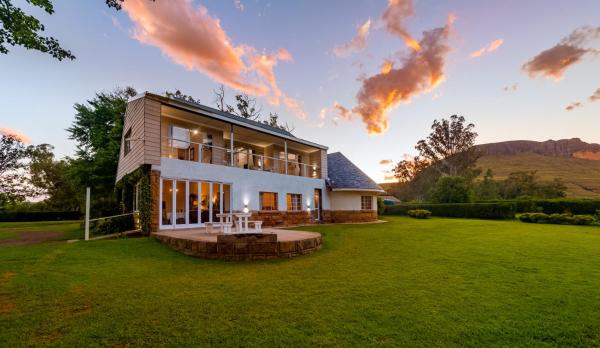 Woodcliffe Country House, Book Landsted Woodcliffs 