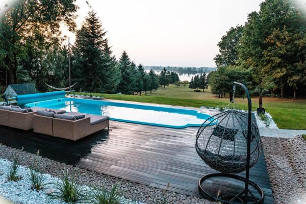 The View, Book  Łaszewo hoteller med pool, Swimmingpool