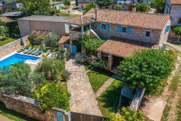Villa Jas, Book  Grandići Central Istria