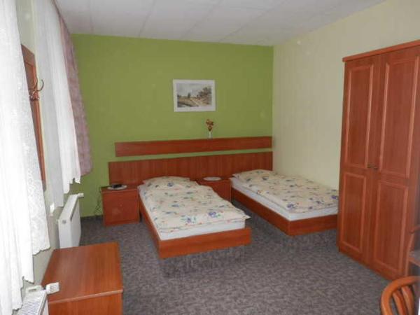 Ferienwohng u Zimmer Goldschmidt, Book  Wickerode Saxony-Anhalt