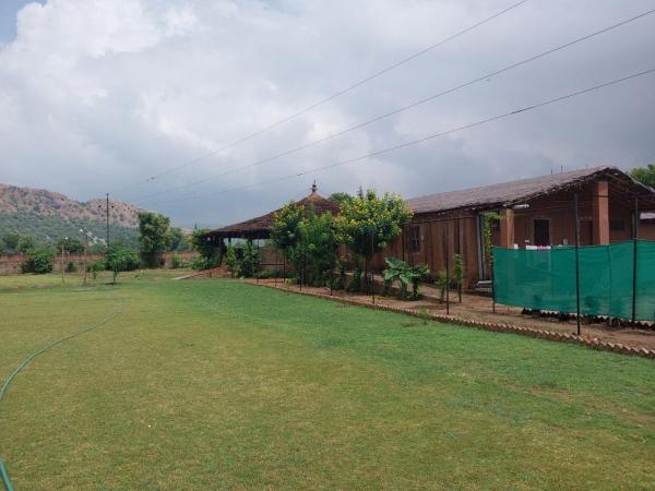Gramya Resort, Book  Rajasthan hoteller med parkering, Parkering