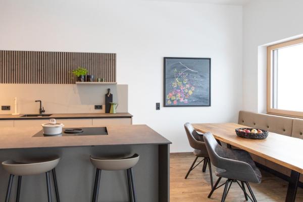 Ankemma - eure Ferienapartments in Grins, Book Lejlighed Hoteller i Tyrol med parkering, Parkering
