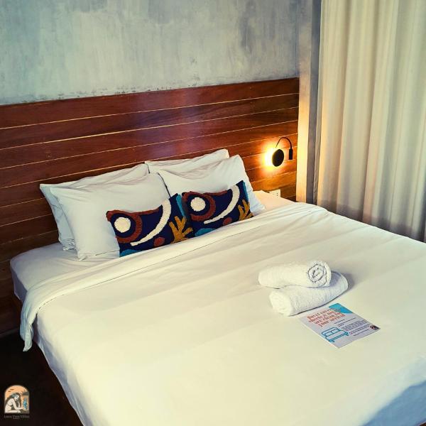 Luna Tres Homestay Siargao, Book  Hoteller i Siargao Island med pool, Swimmingpool