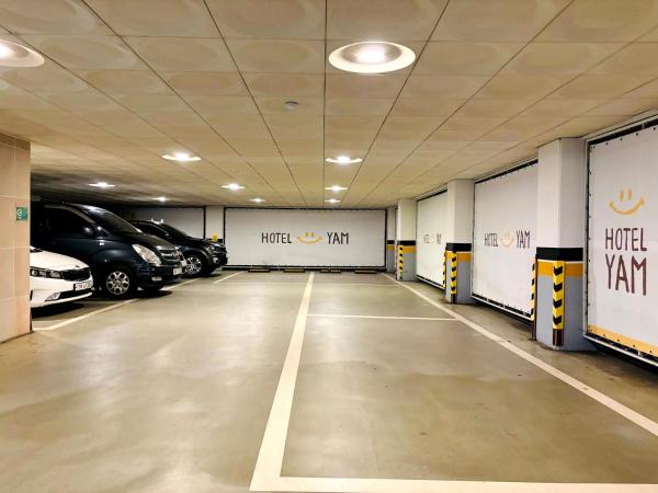 Hotel Yam, Book  Hoteller i Gyeonggi-do med parkering, Parkering