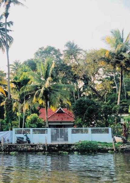 Eden cabana, Book  Alleppey New Delhi