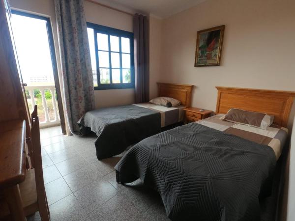 Twin Room at Villa Lila, Book  Puerto de la Cruz Tenerife