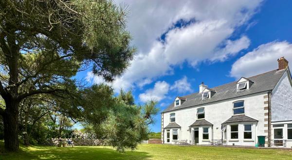 St George's Country House