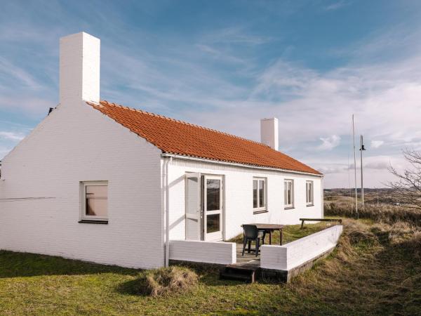 Villa Zuidwest 6, Garden, Dunes & Free parking, Book  Zandvoort 