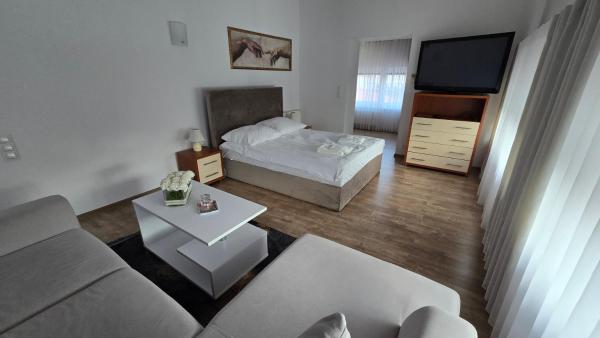 Motel Za Miedzą, Book Motel Hoteller i Kepno med morgenmad, Morgenmad