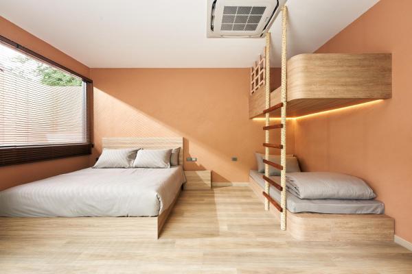 Baan Rai Santisuk, Book  Ban Sok Dua Phetchabun