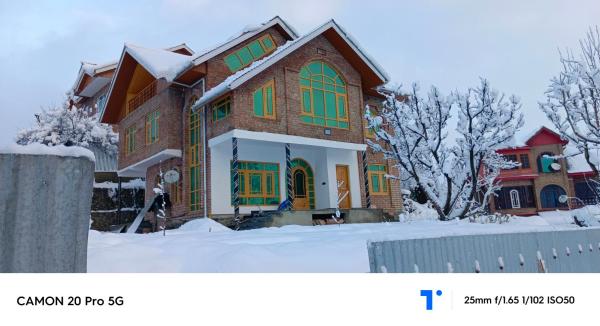 The Himalayan Inn homestay, Book  Gulmarg 