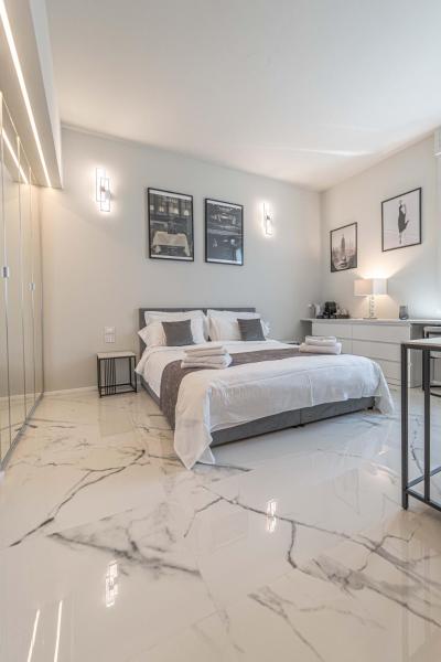 Olympias Moscova Suite, Book  Milan City Centre Milano